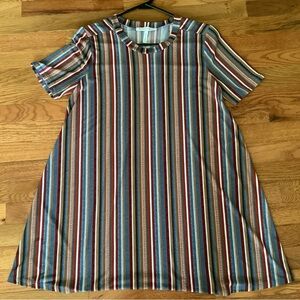 BCBGeneration sz M Striped Mini Dress/Tunic Top - Multicolor Short Sleeves Great
